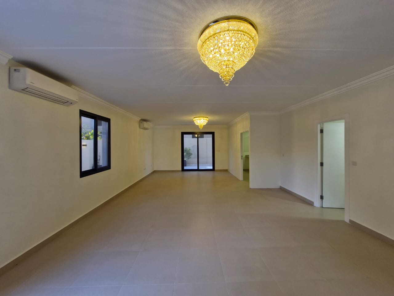  🏰 *Modern Luxury Villa in Sidra District – Roshn*   ✨ 400 sqm